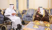 أمير القصيم يزور الوجيه محمد الفوزان للاطمئنان على صحته