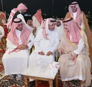 أمراء ومسؤولون يقدمون واجب العزاء لأسرة الحسون في فقيدهم أحمد
