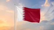 قطر تسجل 3 إصابات بينها طفل بشظايا الاعتراض بعد اعتداءات إيرانية