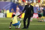 روماريو يهاجم أنشيلوتي ويطالب برحيله عن تدريب البرازيل