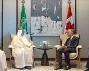 وزير الطاقة السعودي يبحث مع رئيس وزراء كندا فرص التعاون والاستثمار