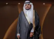 المعلم حسين بن علي عياشي يحتفل بزفافه في أبو عريش بحضور المشايخ والأعيان