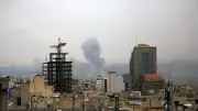 واشنطن وطهران تتبادلان الضربات مع دعوات لوقف التصعيد