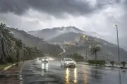 الأرصاد يحذر من أمطار وسيول وصواعق على الباحة حتى الثامنة مساءً